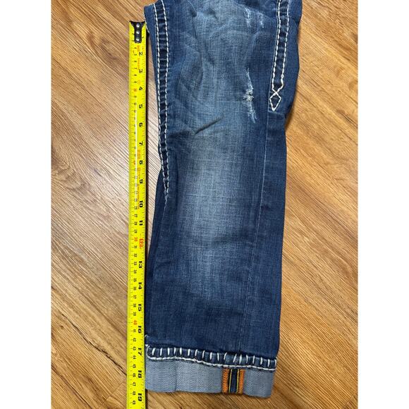 Rock Revival Amy Capri Jeans Shorts Size 25 Bling Embroidered Stitched EB - Picture 7 of 8